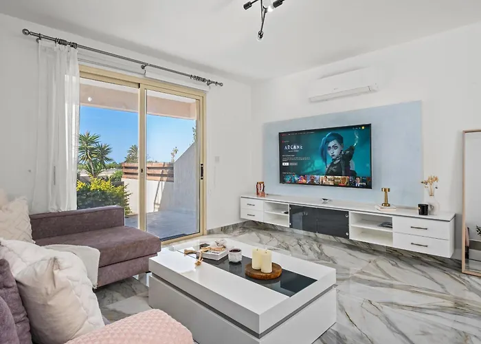 Seacrest Garden By Nomads