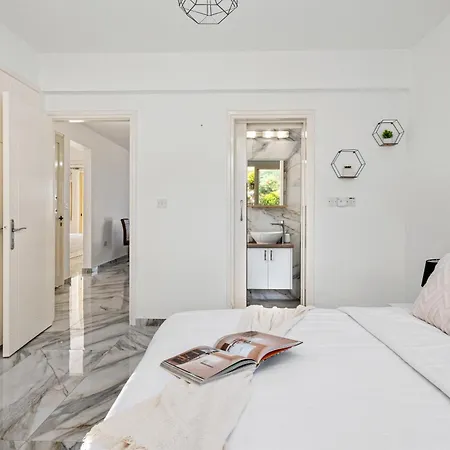 Appartement Seacrest Garden By Nomads